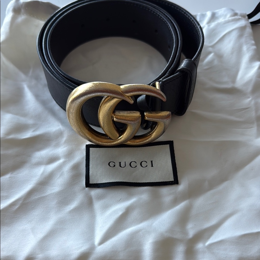 Gucci Black Leather Belt with Gold Double G Buckle